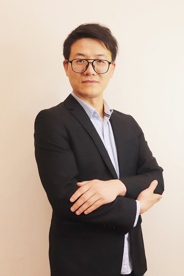 绥德李林科 本科学历,毕业于西安石油大学
